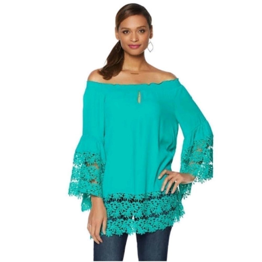 Colleen Lopez A Bit Romance Off-the shoulder Top, sz Medium